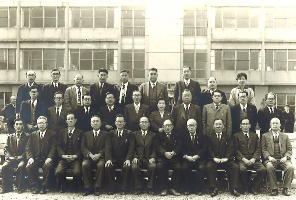1956 Completion of Hitachi City Hall

(Kozo Fujita is the second from the left in the front row)