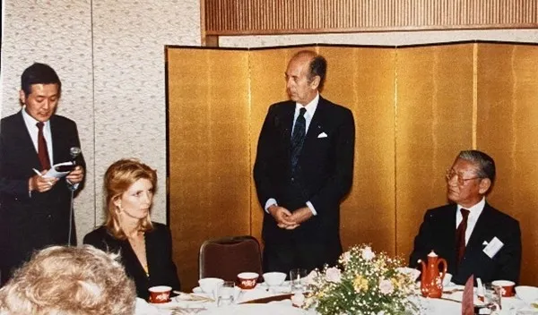 Nissan Motors President Takashi Ishihara with Olivier Giscard d'Estaing from France